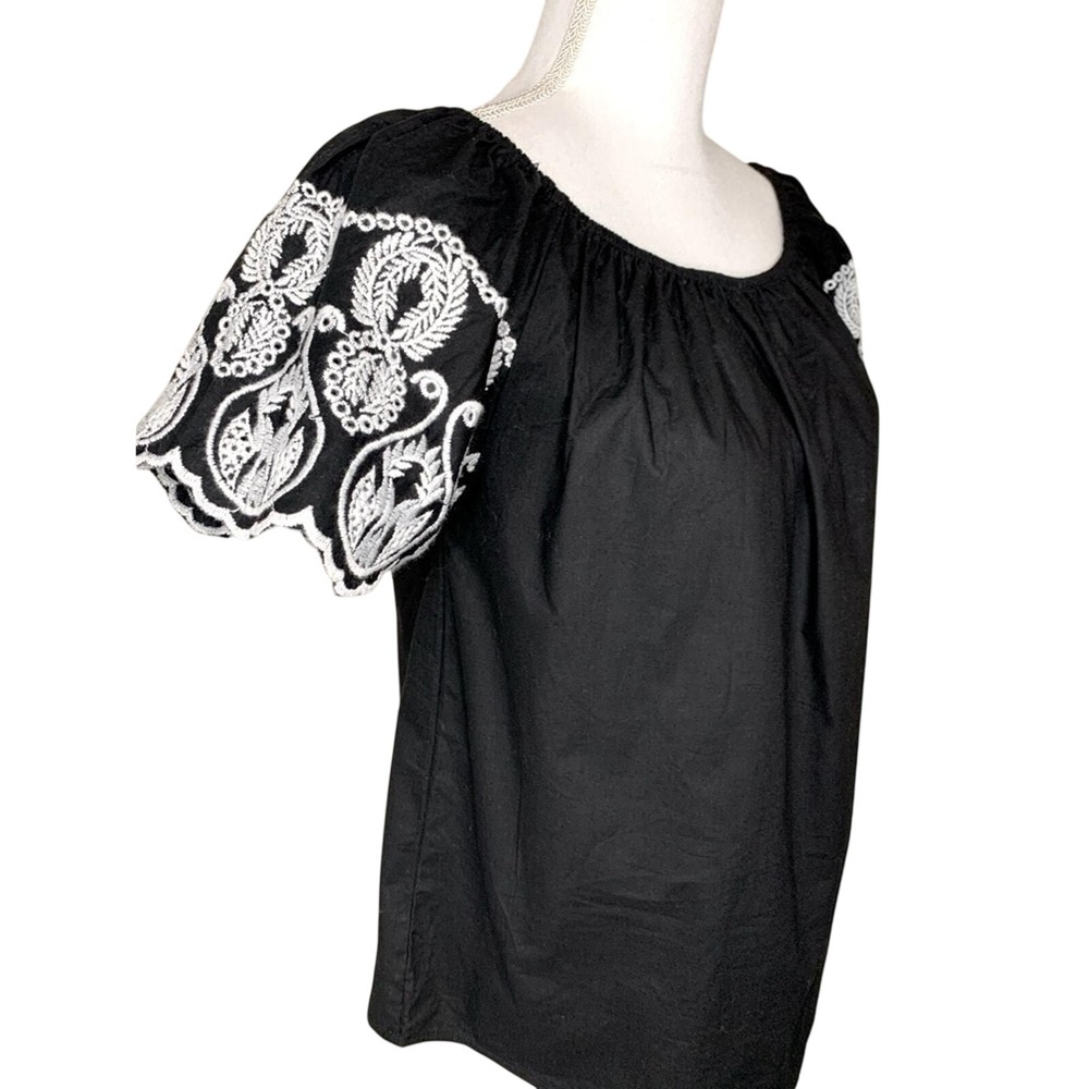 NWOT River & Rose Black Boho Embroidered Top Blouse Women Medium 100% Cotton